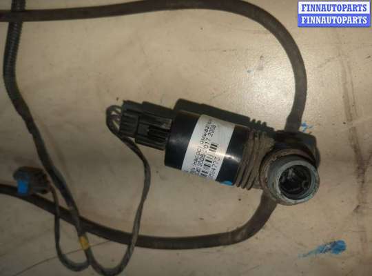 купить Двигатель (насос) омывателя на Volvo XC60 2008-2017