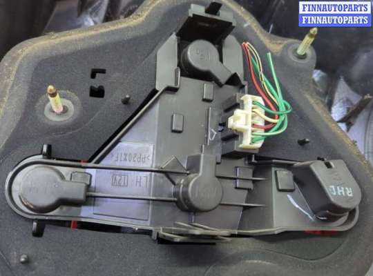 Фонарь задний на Toyota Allex | Corolla Runx (NZE12)