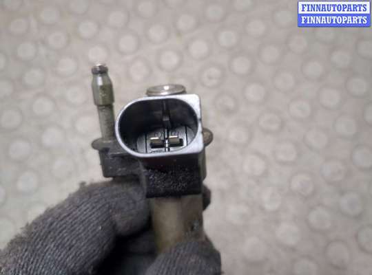 купить Форсунка топливная на BMW 3 E90, E91, E92, E93 2005-2012