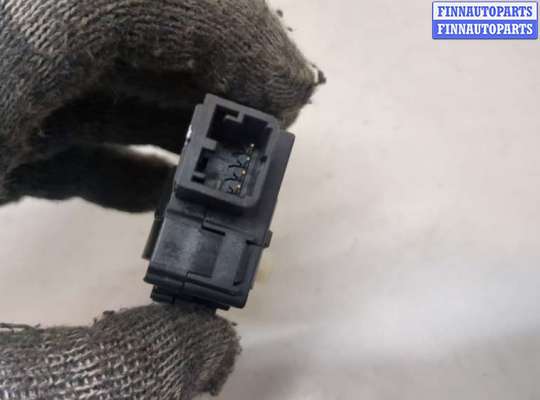 купить Электропривод заслонки отопителя на Volkswagen Touareg 2010-2014