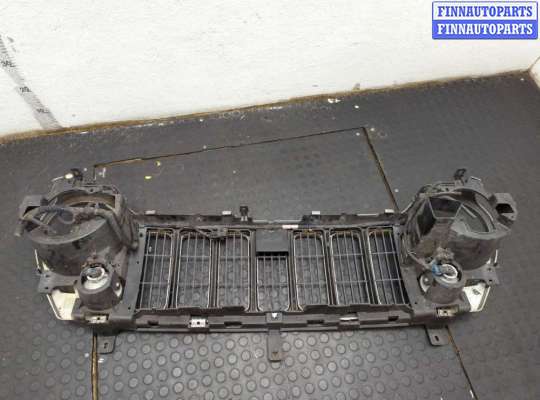 купить Решетка радиатора на Jeep Liberty 2001-2007