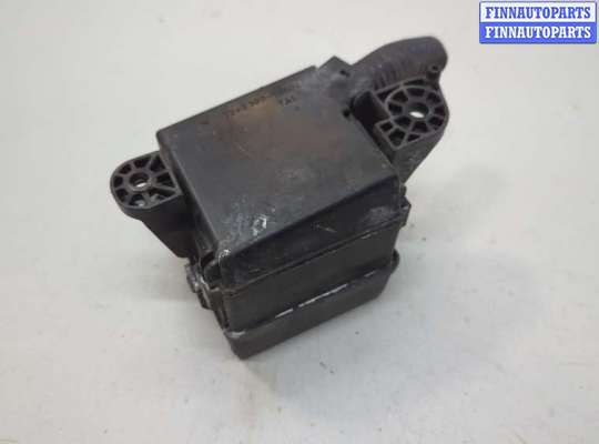 купить Блок реле на Lexus LS460 2006-2017