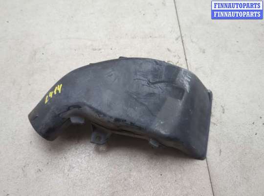 Воздухозаборник MB1576907 на Mercedes S W126 1979-1991