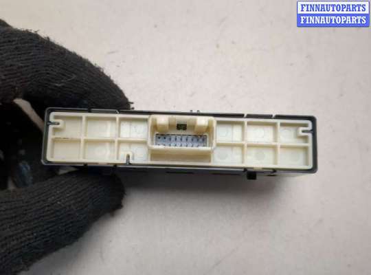 купить Кнопка открывания багажника салонная на Lexus NX 2014-2021