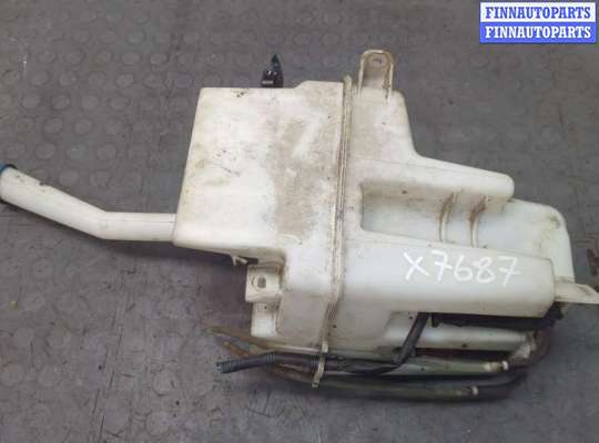 купить Бачок омывателя на Toyota Corolla Verso 2004-2009