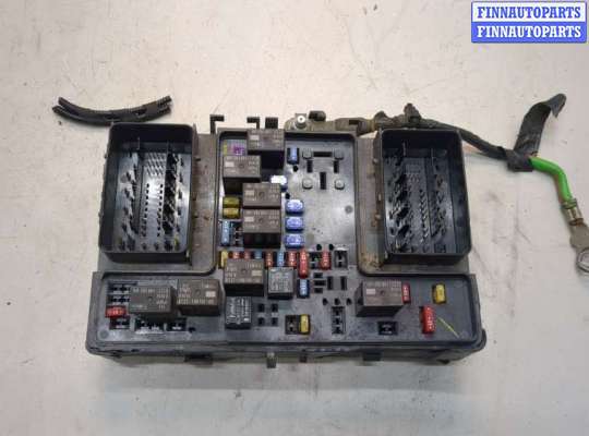 купить Блок предохранителей на Ford Edge 2015-2018