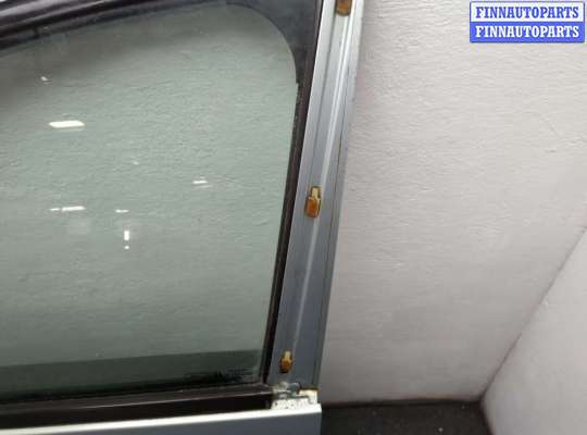 Дверь боковая