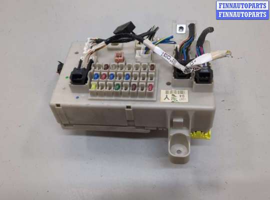 купить Блок предохранителей на Toyota FJ Cruiser