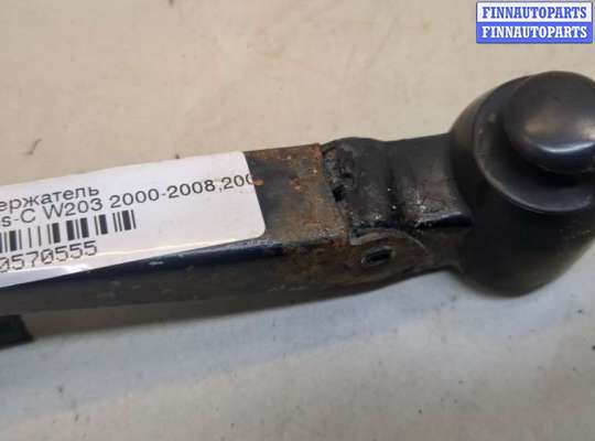 Поводок дворника на Mercedes-Benz C (W203)