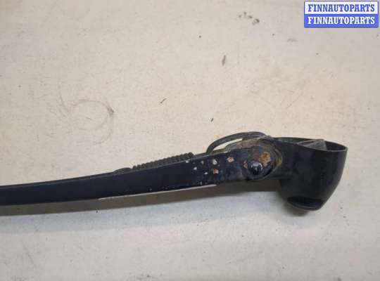 Поводок дворника на Mercedes-Benz C (W203)