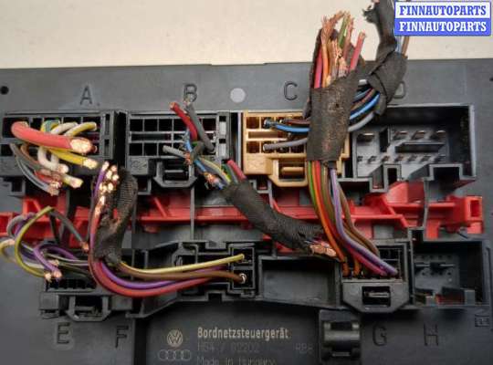 купить Блок управления бортовой сети (Body Control Module) на Volkswagen Passat 6 2005-2010