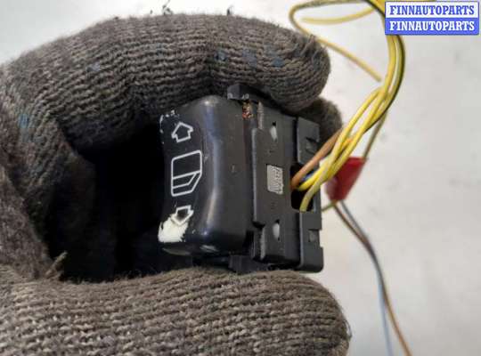 купить Кнопка стеклоподъемника (блок кнопок) на Mercedes S W140 1991-1999