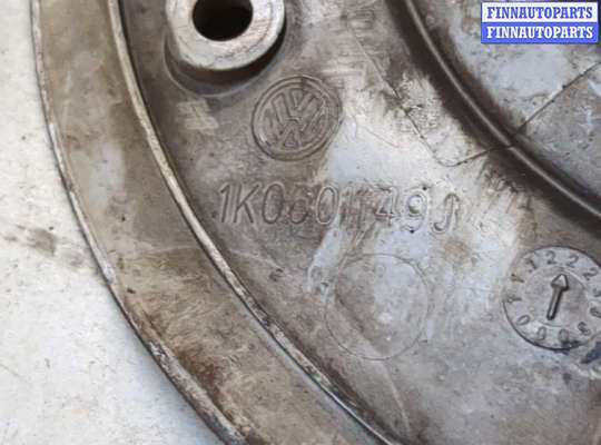 купить Колпачок литого диска на Volkswagen Golf 5 2003-2009