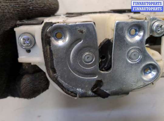 Замок боковой двери на Citroen C-Crosser