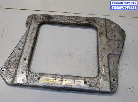 купить Кронштейн радиатора на Nissan X-Trail (T30) 2001-2007