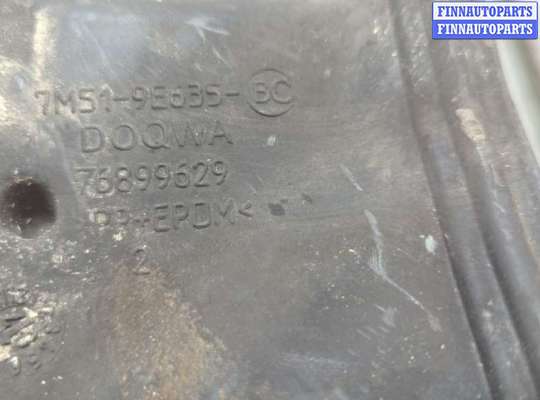 Воздухозаборник на Ford Focus II
