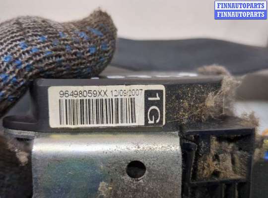 Ремень безопасности