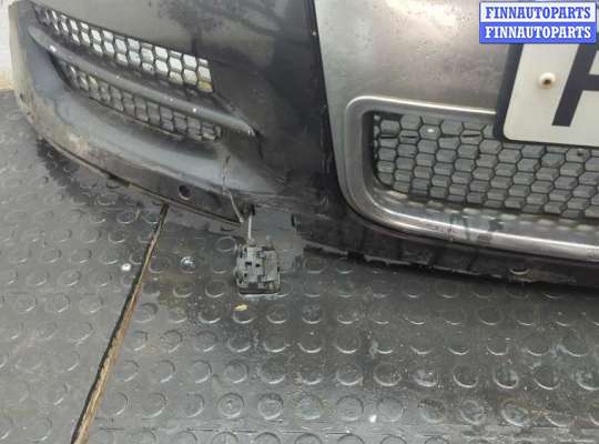 Решетка (заглушка) бампера на Volkswagen Touareg I (7L)