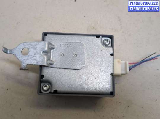 Блок управления бесключевого доступа TT877050 на Toyota Corolla E15 2006-2013