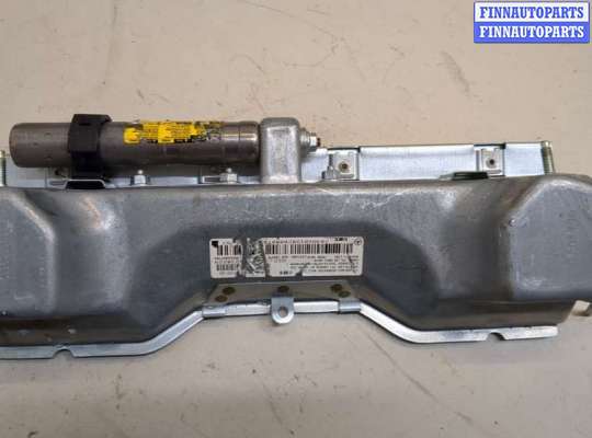 купить Подушка безопасности коленная на Mercedes C W204 2006-2015