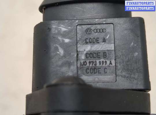 купить Измеритель потока воздуха (расходомер) на Audi A6 (C6) 2004-2011