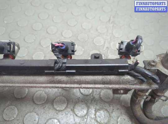 Форсунка топливная на Volkswagen Golf IV (1J)