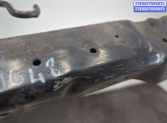 купить Рамка передняя (телевизор) на Chevrolet Trax 2013-2016