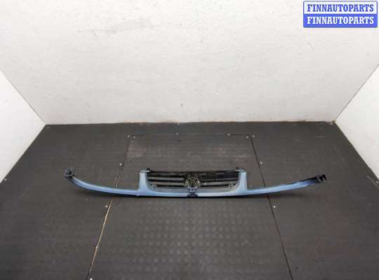 купить Решетка радиатора на Volkswagen Passat 4 1994-1996