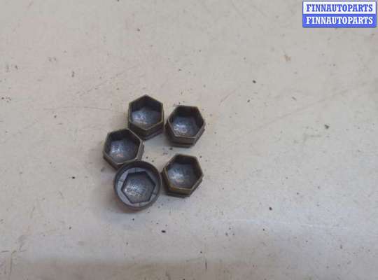 Колпак колесный на Audi Q3 (8U)