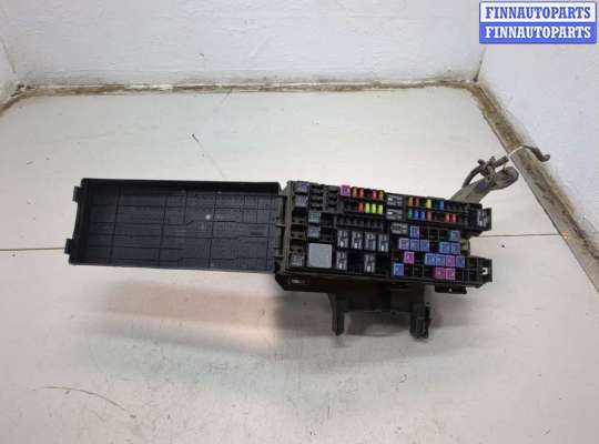 купить Блок предохранителей на Ford Explorer 2010-2015