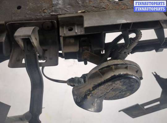 купить Рамка передняя (телевизор) на Renault Megane 2 2002-2009