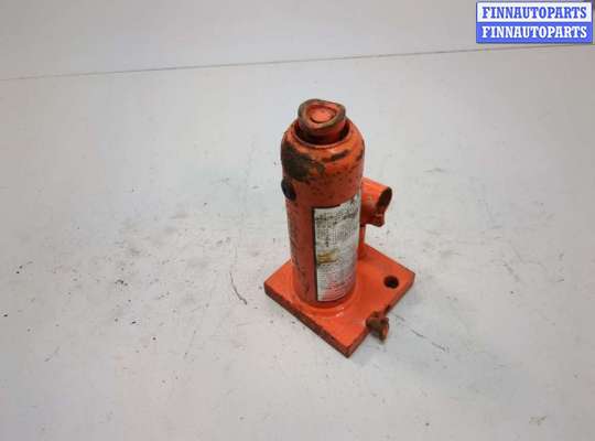 Домкрат гидравлический MT552814 на Mitsubishi Montero Sport / Pajero Sport 1996-2008