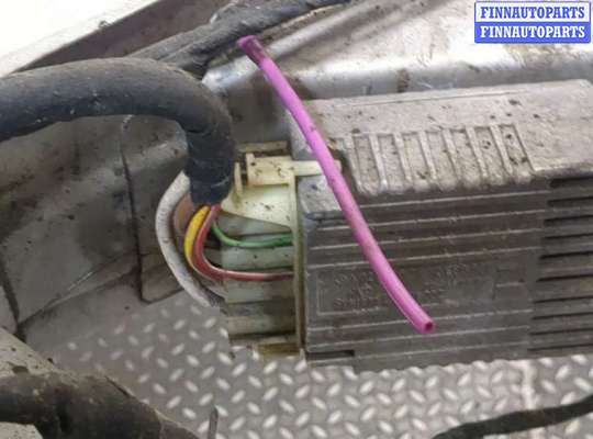 купить Рамка передняя (телевизор) на Mercedes C W203 2000-2007