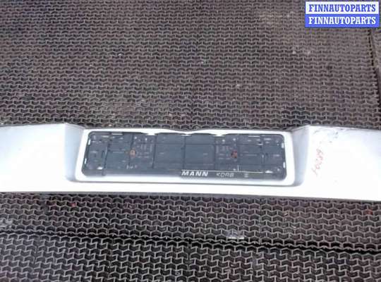 Накладка крышки багажника (двери) OP2245428 на Opel Signum