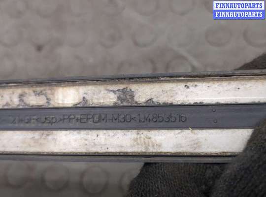 купить Молдинг двери на Volkswagen Golf 4 1997-2005