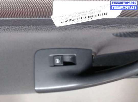 купить Дверная карта (Обшивка двери) на Volkswagen Jetta 5 2004-2010
