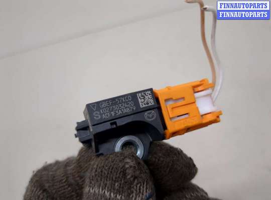 Датчик удара (Airbag) на Mazda 3 III (BP)