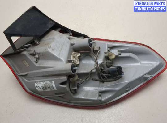 Фонарь задний на Opel Astra J
