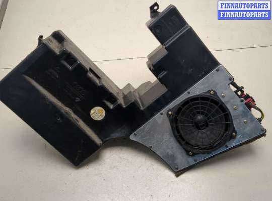 Сабвуфер AU1695191 на Audi A4 (B5) 1994-2000