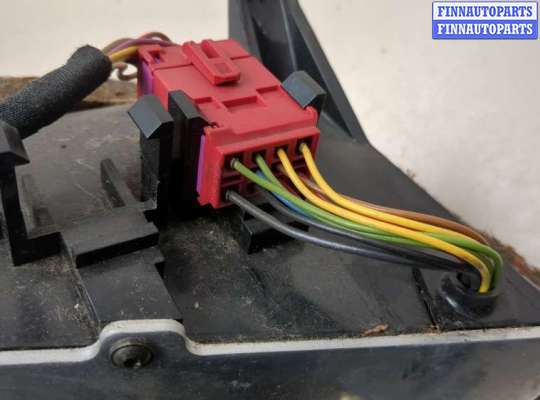 купить Сабвуфер на Audi A4 (B5) 1994-2000