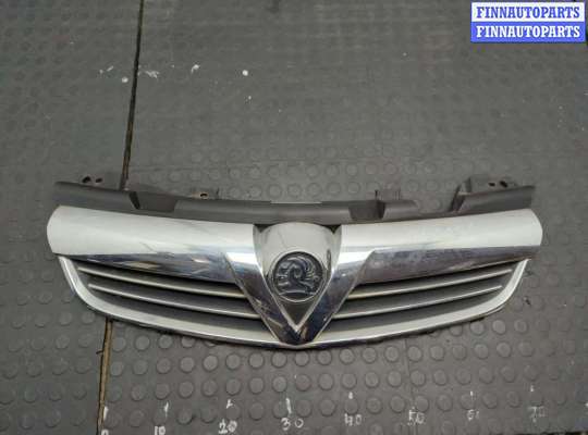 Решетка радиатора OP2380779 на Opel Zafira B 2005-2014