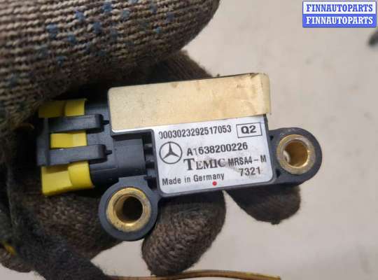 купить Датчик удара на Mercedes ML W163 1997-2005