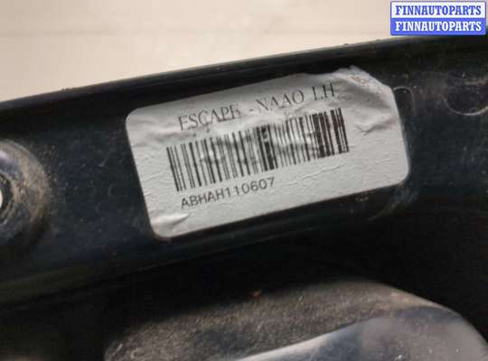 купить Фонарь (задний) на Ford Escape 2000-2006