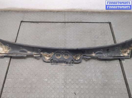 Жабо под дворники (дождевик) BM3452746 на BMW 4 F32 2013-2021