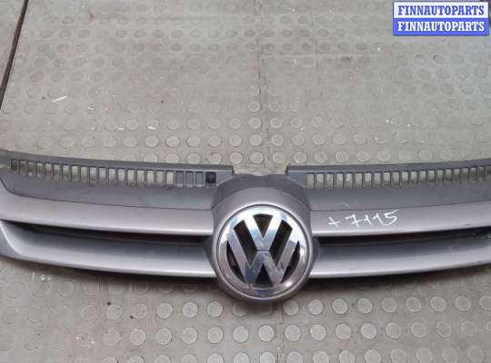купить Решетка радиатора на Volkswagen Golf Plus