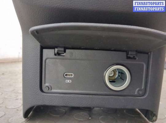 купить Разъем AUX/USB на Volkswagen Passat 8 2015-2025