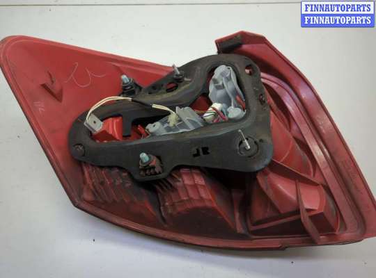 купить Фонарь (задний) на Toyota Auris E15 2006-2012