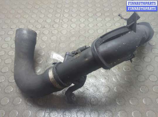 Патрубок интеркулера VG2733330 на Volkswagen Jetta 6 2010-2018
