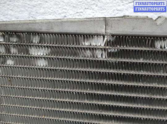 купить Радиатор охлаждения двигателя на Lincoln Navigator 2002-2006