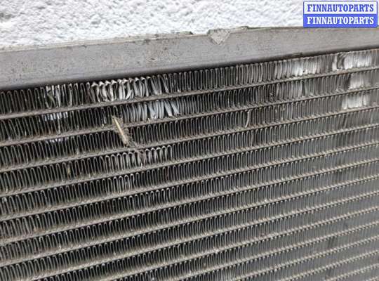 купить Радиатор охлаждения двигателя на Lincoln Navigator 2002-2006